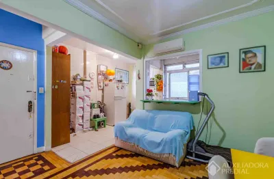 Apartamento com sacada  e elevador ,2 dormitórios no bairro Santana