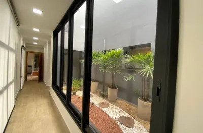Casa de alto padrão a venda 
em riviera santa cristina ll 
