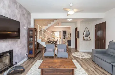Casa em condomínio fechado com 3 quartos à venda na rua theodoro makiolka, 1720, santa cândida, curitiba, 118 m2 por r$ 699.000