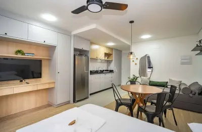 Kitnet / stúdio à venda na rua professor luiz césar, 811, água verde, curitiba, 28 m2 por r$ 430.000