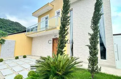 Casa com piscina a venda no condomínio portal patrimonium em caraguatatuba