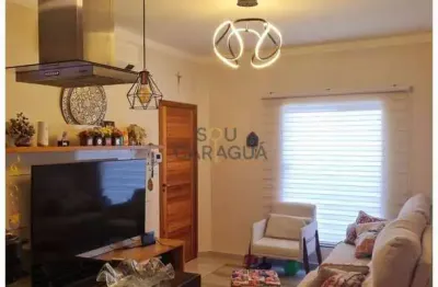 Casa à venda na Avenida Pedro Reginaldo da Costa, Balneário dos Golfinhos, Caraguatatuba