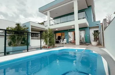 Casa em condomínio fechado com 3 quartos à venda no Lagoa, Macaé 