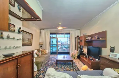 Apartamento com 3 suítes, sacada e 2 vagas demarcadas à venda no gonzaga