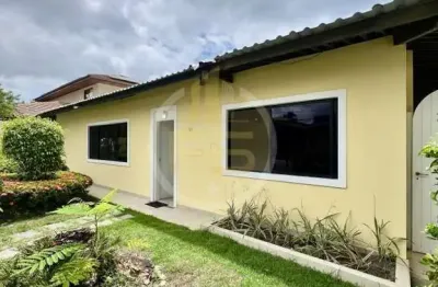 Casa em Condomínio para Locação em Salvador, Jaguaribe, 3 dormitórios, 3 suítes, 5 banheiros, 2 vagas