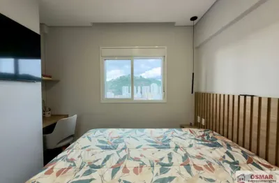 Apartamento Semidecorado à Venda no Campo Grande, Santos/SP / 1 Dormitório e Vaga