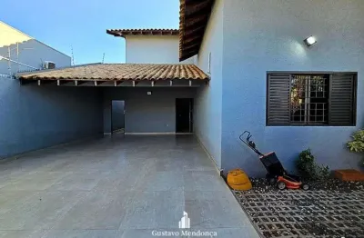 Rico em planejados- 1 quadra da bom pastor-recém-reformado- pronto p/ morar- piscina aquecida