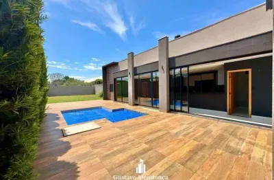 Casa térrea semi nova no bairro vila jacy 3 suítes, energia solar, piscina aquecida e planejados!