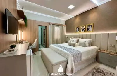 Porteira fechada- na região do tiradentes- 2 suítes sendo a master c/ closet e hidro- piscina