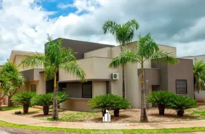 Casa térrea de esquina toda planejada no damha ii- 3 suítes sendo 1 com closet- piscina aquecida