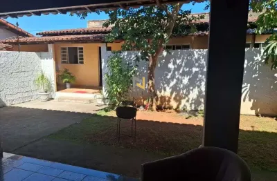 Casa com 2 quartos à venda no JK, Sete Lagoas 