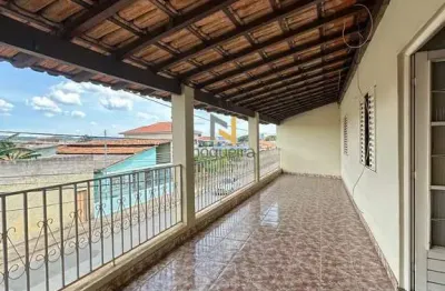 Ampla casa no boa vista – 2 pavimentos, varanda panorâmica, otima localização