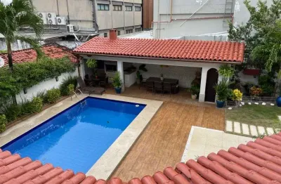 Casa com 4 quartos para alugar na Alameda das Algarobas, 200, Caminho das Árvores, Salvador