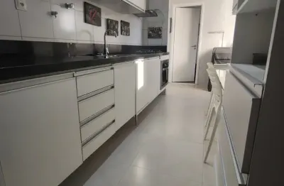 Apartamento com 3 quartos para alugar na Rua Alberto Valença, 333, Pituba, Salvador