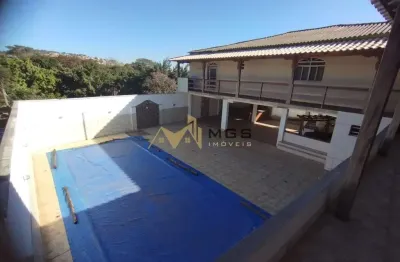 Casa com 3 quartos à venda no Centro, Sarzedo 