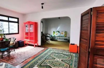 Apartamento centro florianópolis, 3 quartos, 2 suítes, 2 garagens