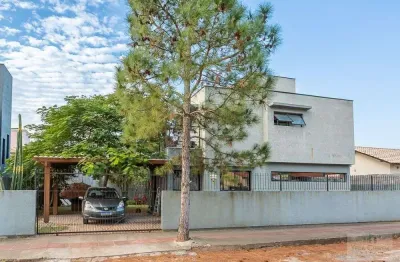 Casa com 4 quartos para alugar no Rio Tavares, Florianópolis 