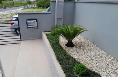 Casa com 2 quartos para alugar na Rua Acelino Pereira, Potecas, São José