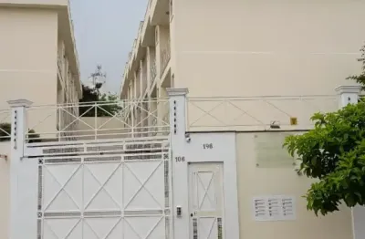 Sobrado condomínio fechado a 100 metros do metrô vila matilde