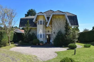 Encante-se com esta bela casa em região nobre - encante-se com esta bela casa em região nobre de campos do jordão!
