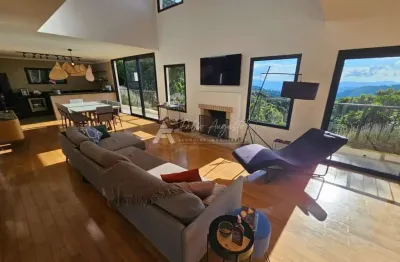 Belíssima casa em condomínio - belíssima casa em condomínio com vista privilegiada para a pedra do baú – campos do jordão