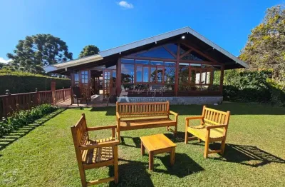 Casa com 3 quartos à venda na Jardim Das Pérolas, 570, Alto do Capivari, Campos do Jordão