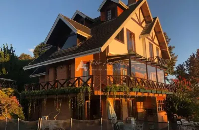 Belíssima casa de alto padrão - belíssima casa de alto padrão em condomínio fechado – campos do jordão!