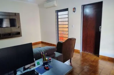 Casa com 3 quartos à venda na Vila Mariana, Ribeirão Preto 