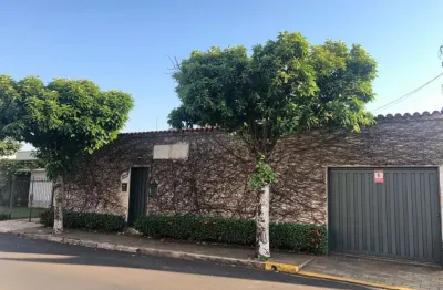 Casa com 3 quartos à venda no Centro, Ribeirão Preto 