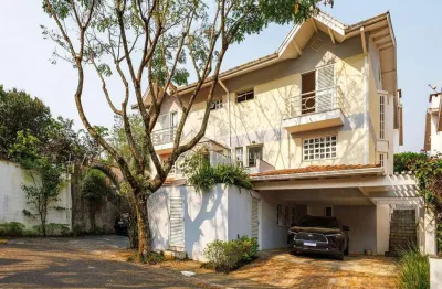 Linda casa triplex no condomínio aldeia da granja – granja viana