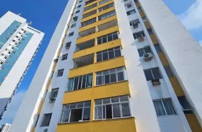 Apartamento espaçoso bairro da madalena, 3 quartos, 2wcs, 1 vaga, recife-pe