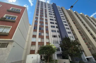 Quarto e sala em localização estratégica no centro de juiz de fora, próximo ao parque halfeld