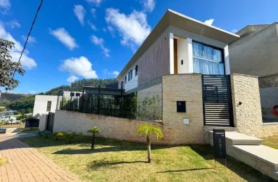 Casa em condomínio fechado com 4 quartos à venda no Salvaterra, Juiz de Fora 