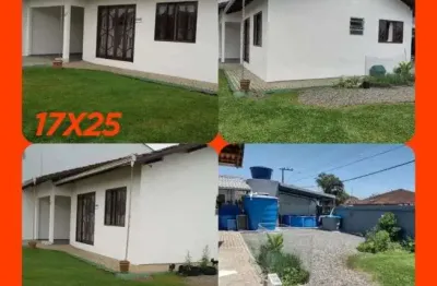 Casa térrea averbada/estuda permuta no negócio/ terreno 17x25 bairro aventureiro - joinville - sc