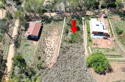 Vendo terreno no bairro arcozelo em paty do alferes - rj. (loteamento residencial bougainville - quadra 'r', lote 3)
