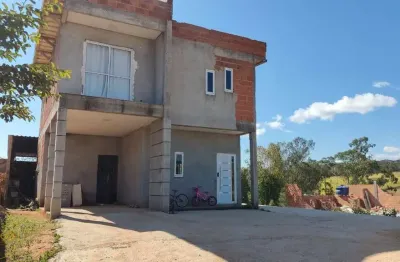 Casa com 3 quartos à venda no Arcozelo, Paty do Alferes 