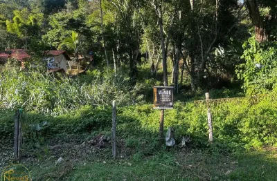 Vendo terreno no bairro encanto de paty em paty do alferes - rj