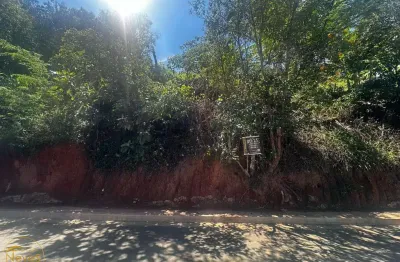 Terreno à venda na Praça da Ponte, Miguel Pereira 