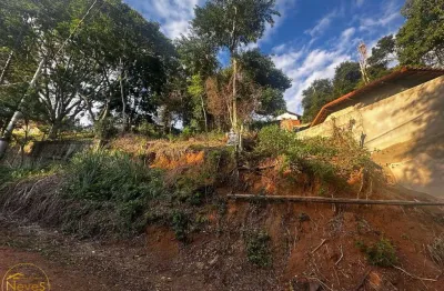 Vendo terreno no bairro alto do recanto em paty do alferes - rj