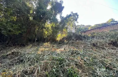 Vendo terreno no bairro encanto de paty em paty do alferes - rj