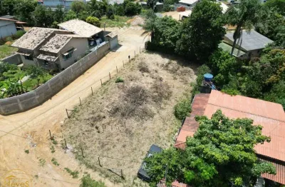 Terreno à venda na Praça da Ponte, Miguel Pereira 