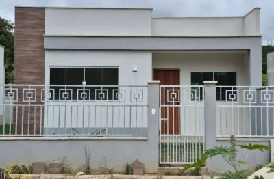 Vendo Casa em condomínio no bairro Maravilha em Paty do Alferes - RJ