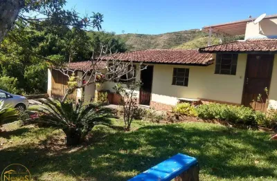 Vendo casa com quintal no bairro lameirão em paty do alferes - rj