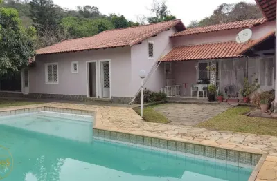 Vendo casa no bairro estância aleluia em miguel pereira - rj.