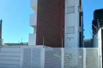 Apartamento com 3 quartos para alugar na região do goiabeiras, edifício ouro preto.
