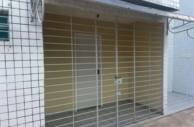 Apartamento 2 quartos, bem localizado, espaçoso e ventilado no bairro do jiquiá