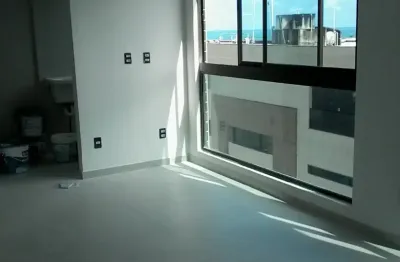 Apartamento studio, 1 quarto, banheiro e suite, 32m², beiramar prince