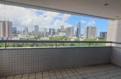 Apartamento de 230m², com 3 suites, 2 varandas, localizado na ilha do retiro.