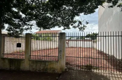 Terreno à venda na Avenida Dona Sophia Rasgulaeff, 421, Jardim Alvorada, Maringá