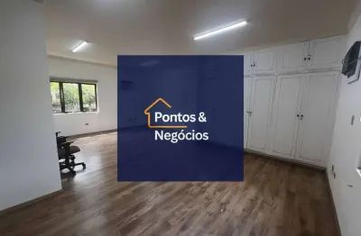 Casa comercial à venda na Rua Groenlândia, Jardim Europa, São Paulo